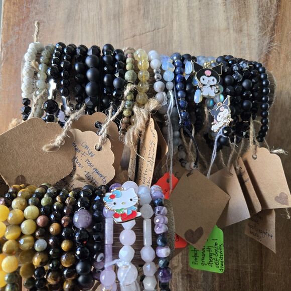 Crystal Healing Power Bracelets Bundle Onyx, Tiger Eye, Amethyst, Glass Beads... - Picture 1 of 13